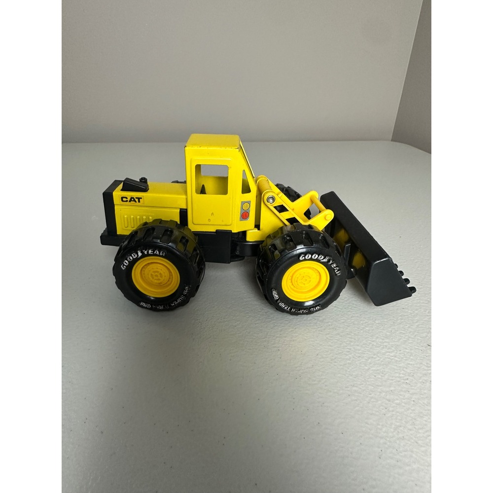 Vintage 1980 Remco Caterpillar CAT Wheel Loader Diecast Toy Goodyear Tires 8.5"